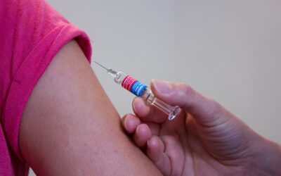 Vaccini, l’allarme di U.Di.Con.: “gravi ritardi nelle RSA, anziani ancora ad alto rischio”